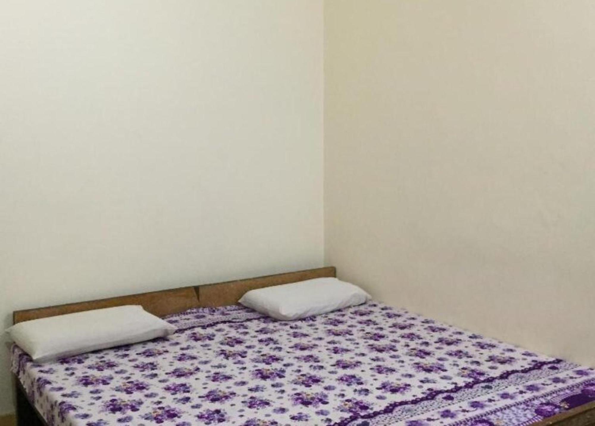 Grg Shanti Guest House Varanasi Near Manikarnika Ghat מראה חיצוני תמונה