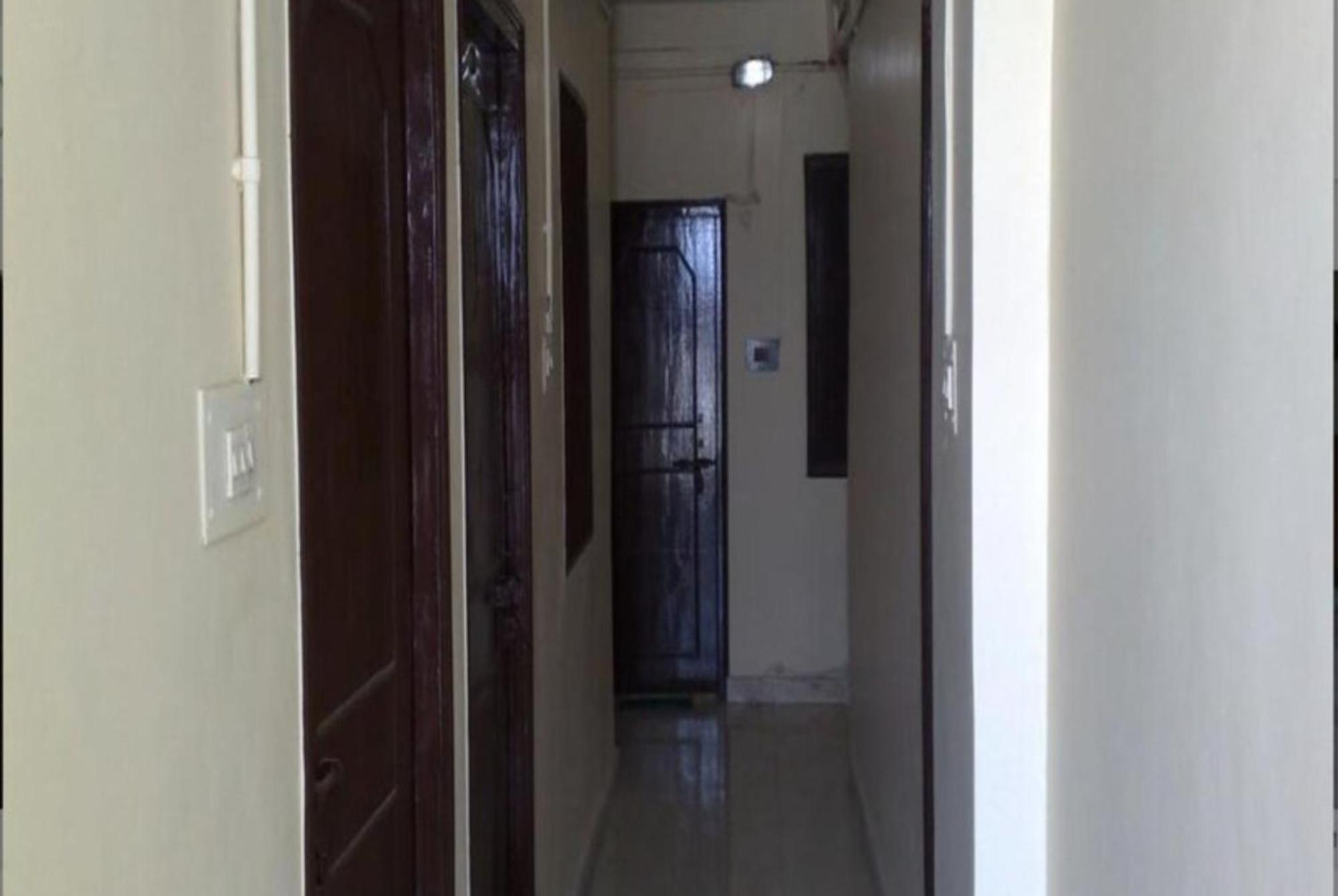 Grg Shanti Guest House Varanasi Near Manikarnika Ghat מראה חיצוני תמונה