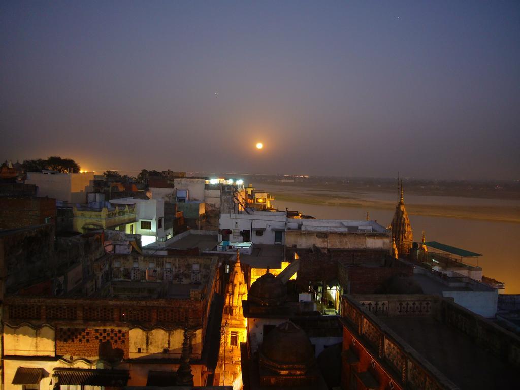 Grg Shanti Guest House Varanasi Near Manikarnika Ghat מראה חיצוני תמונה