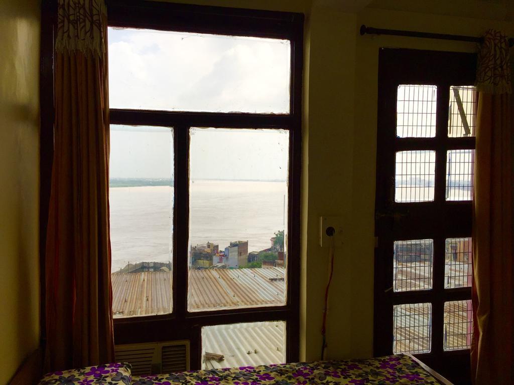 Grg Shanti Guest House Varanasi Near Manikarnika Ghat מראה חיצוני תמונה