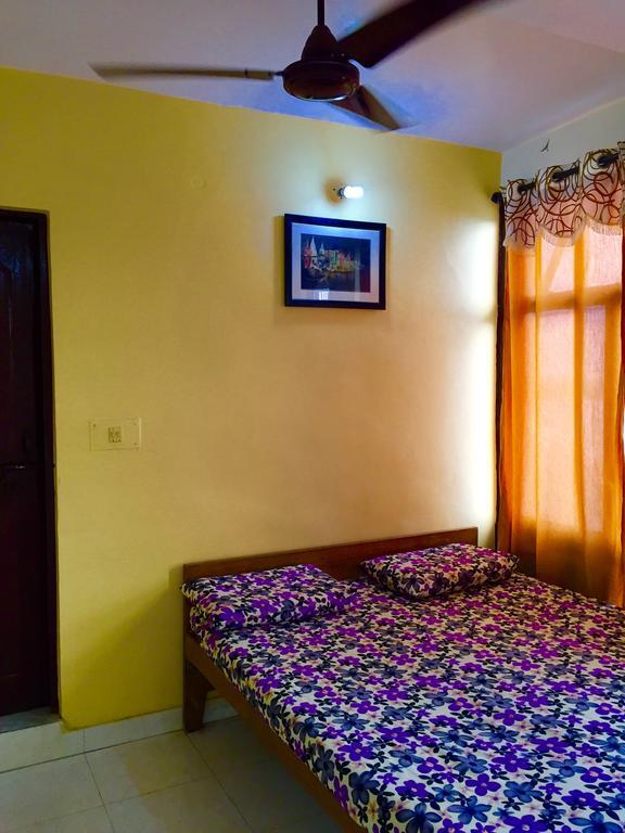 Grg Shanti Guest House Varanasi Near Manikarnika Ghat מראה חיצוני תמונה